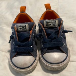 Baby/toddler converse size 6c